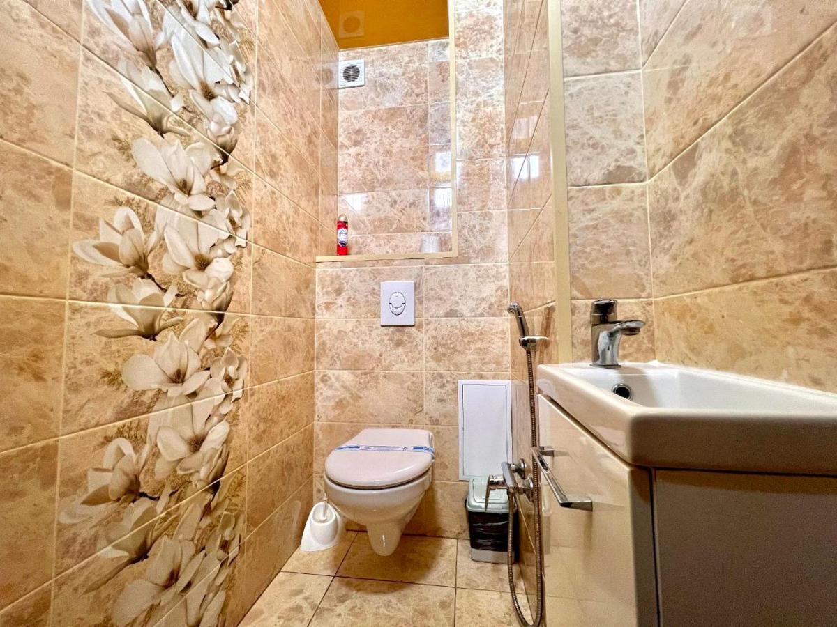 Apartpoltava Двокімнатні Апартаменти, До 6 Спальних Місць, Кутова Ванна, Корпусний Парк, Документи Для Відрядження Exterior foto